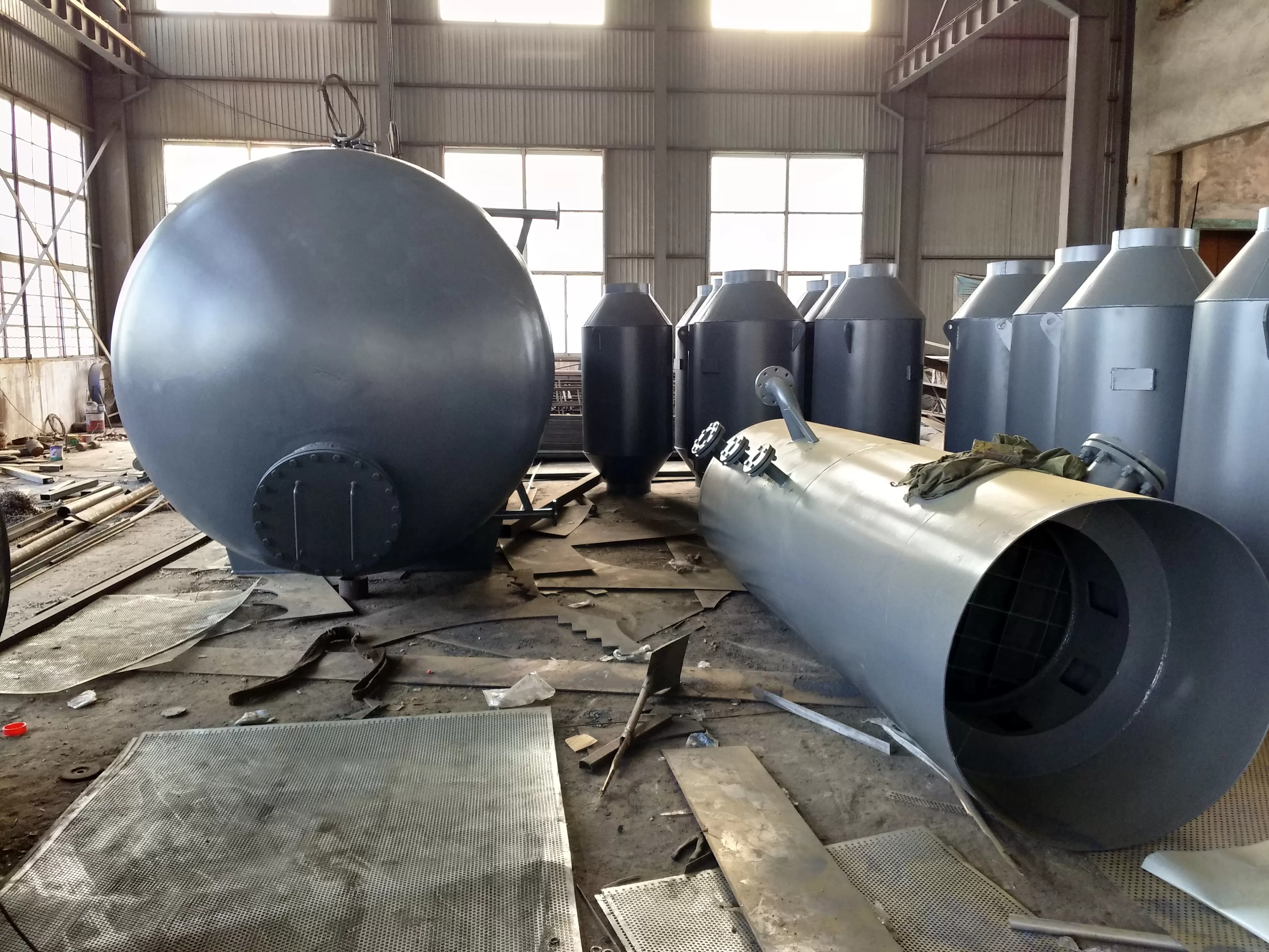 High pressure rotary membrane deaerator